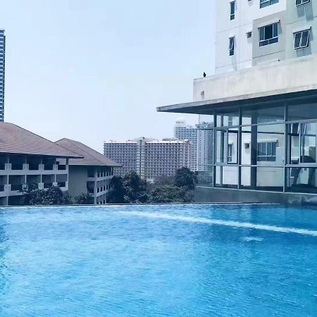 The Base Condo Pattaya Zewnętrze zdjęcie